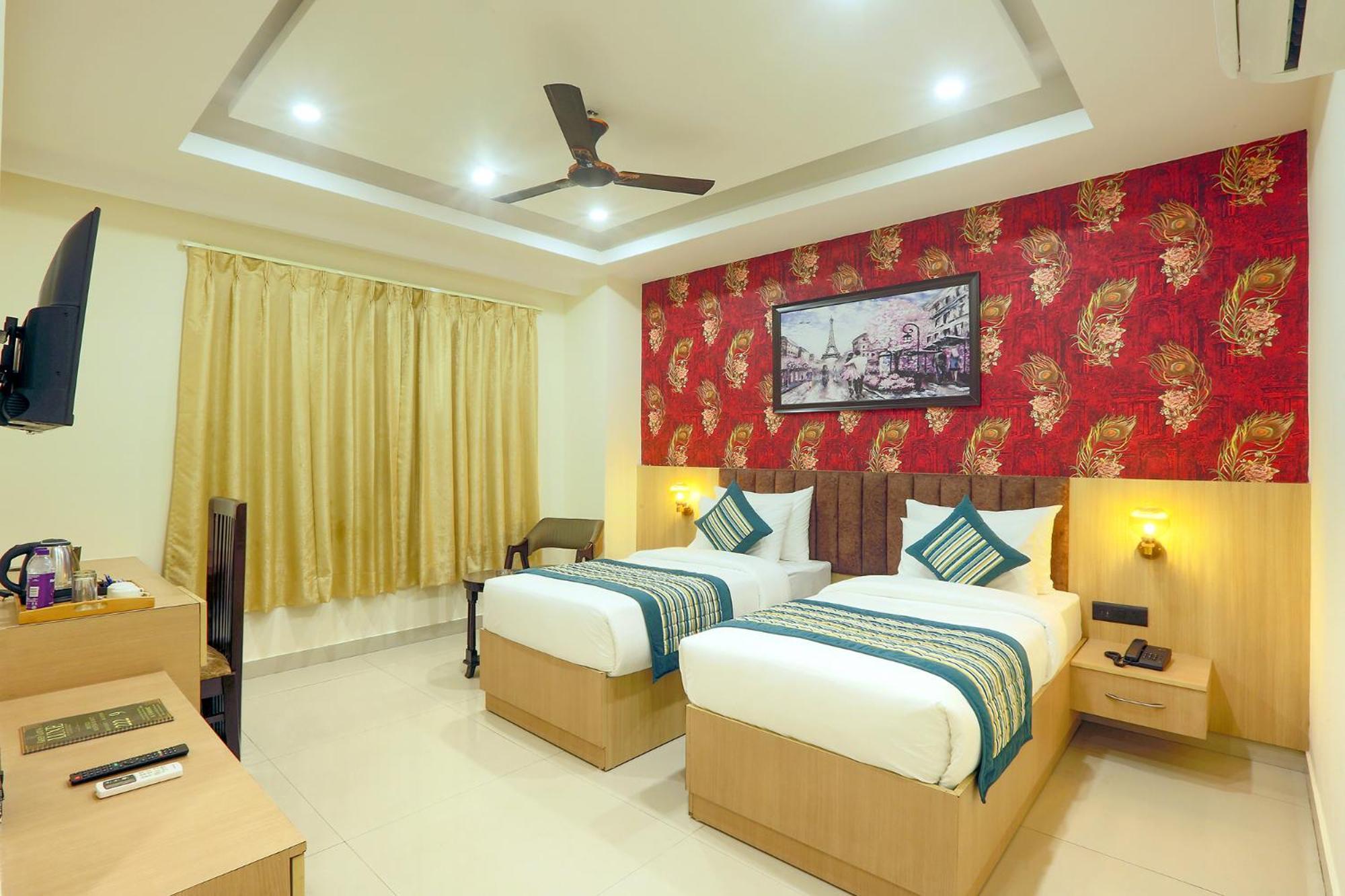 Hotel Green Lotus Luxe Gurgaon Exteriör bild