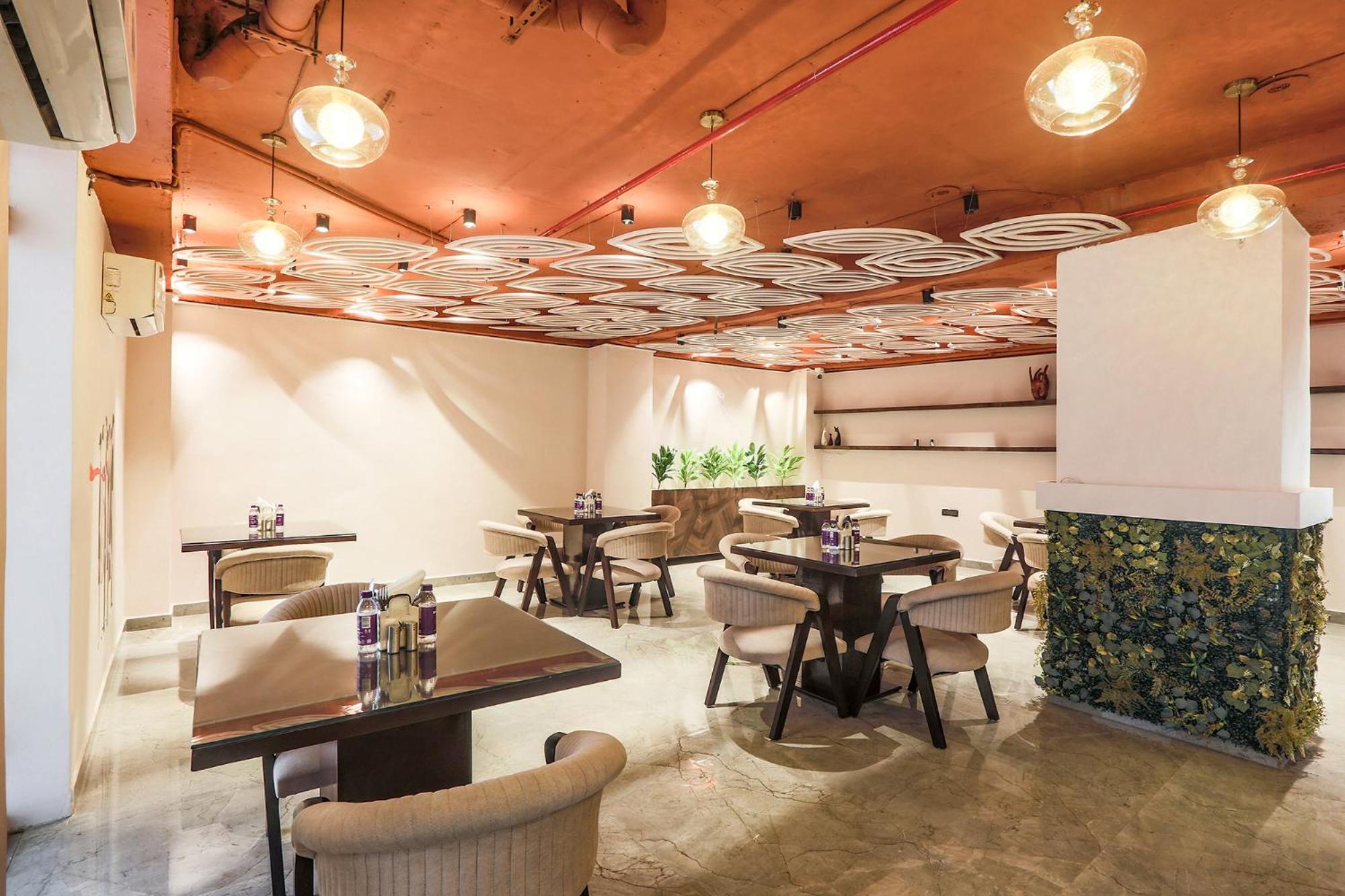 Hotel Green Lotus Luxe Gurgaon Exteriör bild